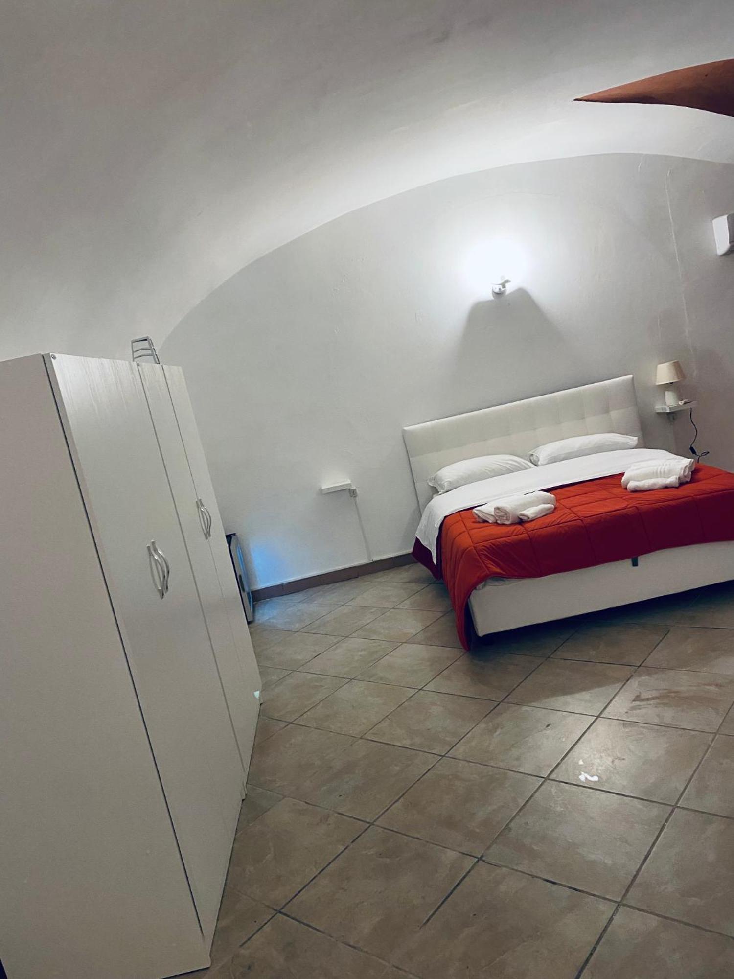Napoli Apartment Casa vacanze *